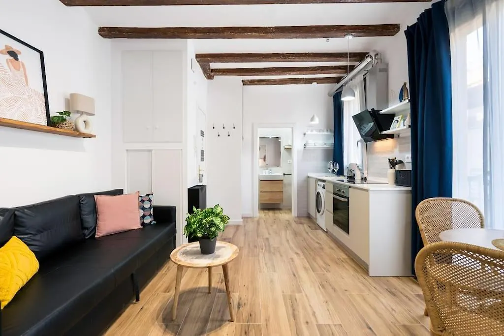 Lodging Apartments Almirall Beach 32 Barcelona Espanha